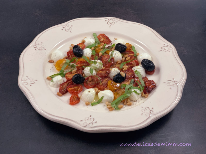 Salade de tomates rôties à la mozzarella