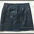 Jupe noire en simili-cuir