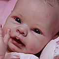 AA- KITS DISPONIBLES A LA NURSERIE