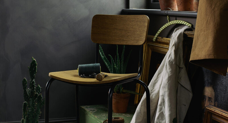 Plumber's Stool - Desktop Gallery 02_0