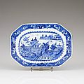 A Chinese export blue and white porcelain octogonal dish, Qianlong Period (1736-1795)