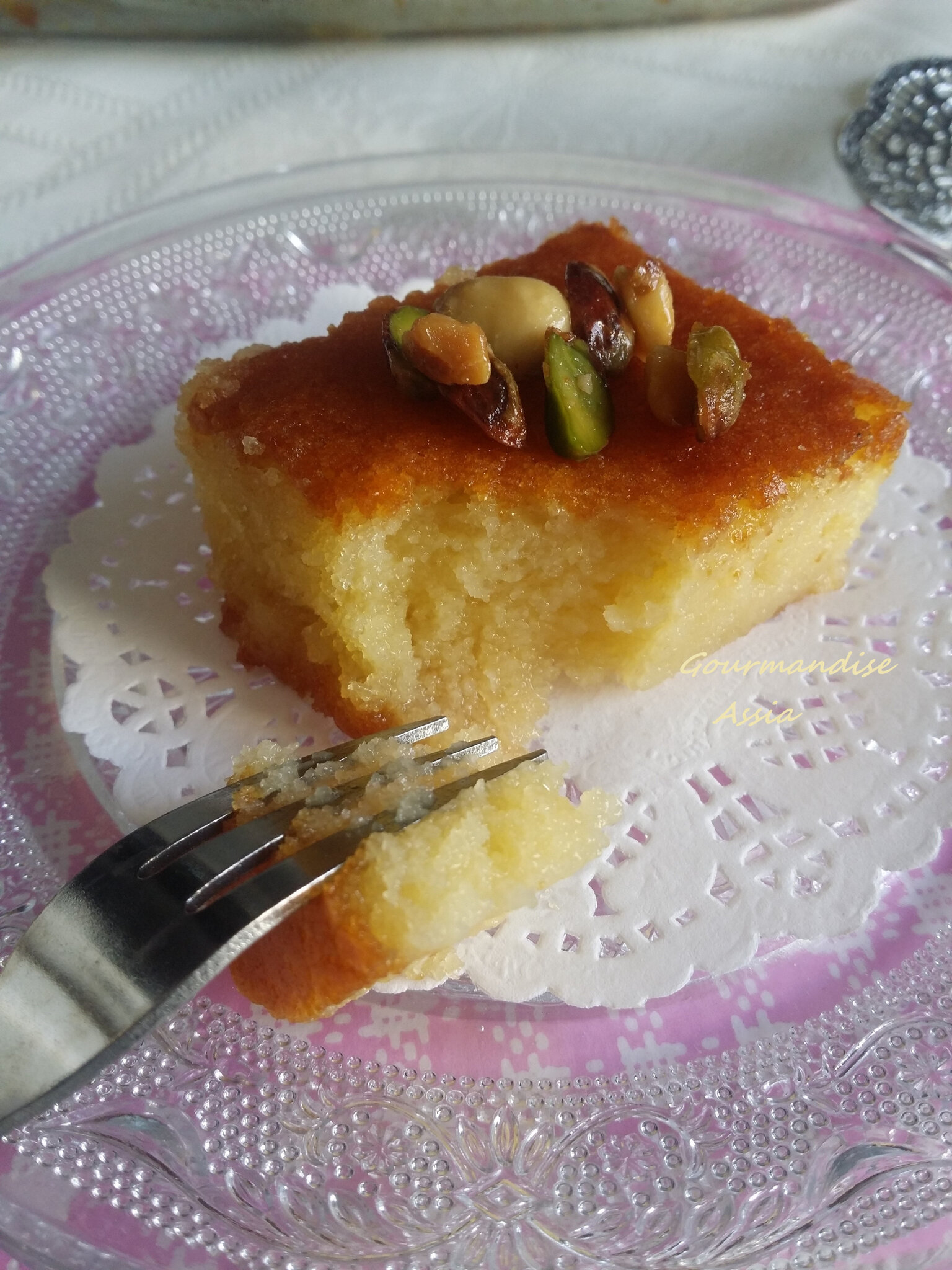 Basboussa Au Lait Concentre Sucre Et Amandes Gourmandise Assia