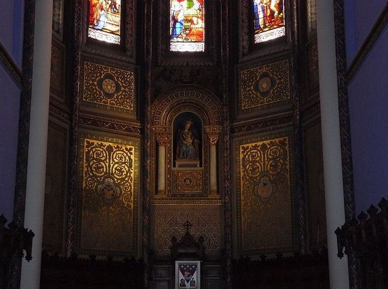 Basilique Notre Dame de Buglose, intérieur