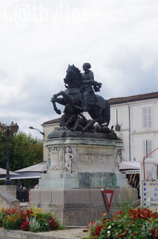 && statue François 1er