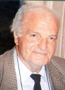 AVT_Vahe_Godel_9135_1_