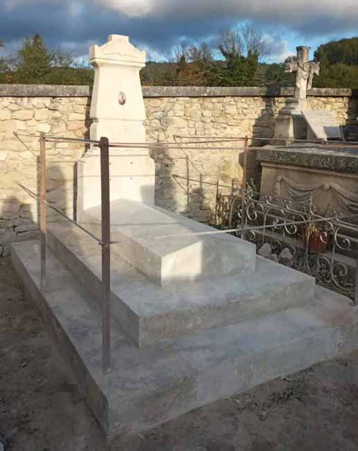 Restauration de la tombe d'Yvon DARRIES