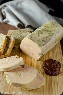 Foie-gras-torchon-bouillon-7