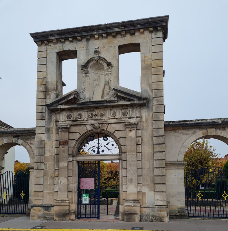 4-Dom des Minimes VLF