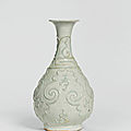 A rare 'Qingbai' vase (yuhuchunping), Yuan dynasty (1279-1368)