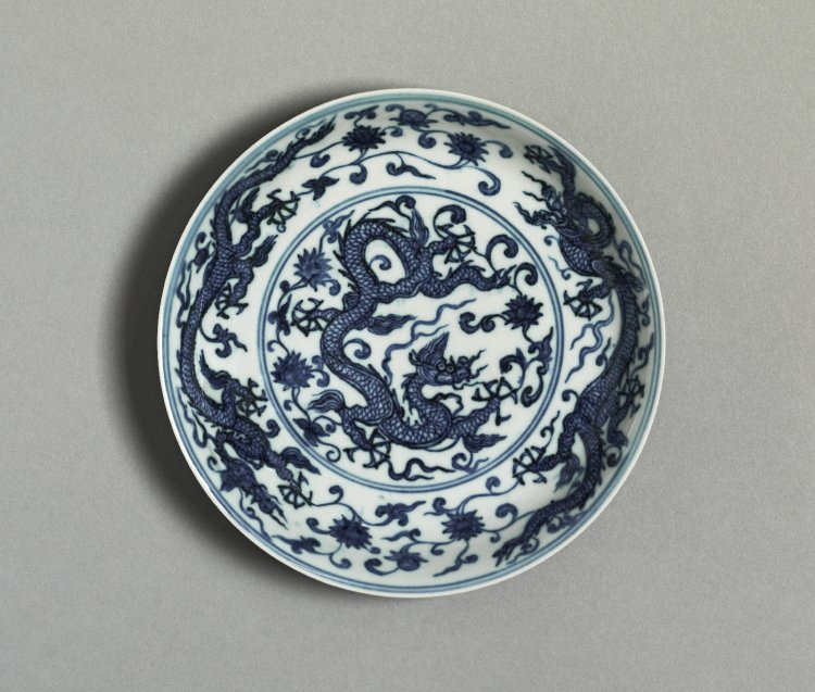 Dish with dragons amid lotus scrolls, Ming dynasty, Chenghua mark and period, AD1465–87