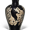 A rare 'JIzhou' 'Phoenix' vase, Yuan dynasty (1279-1366)