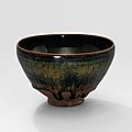A Henan black-glazed 'hare's fur' teabowl, Jin dynasty (1115-1234)