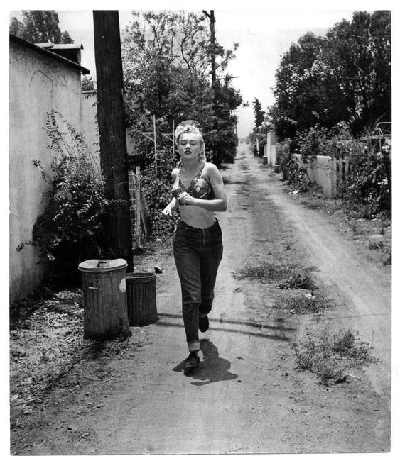 1951-LA-sport-running-MM-01-1