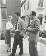 1952-01-Beverly_Carlton_hotel-day2-sitting01-walk-020-1-by_halsman-1a