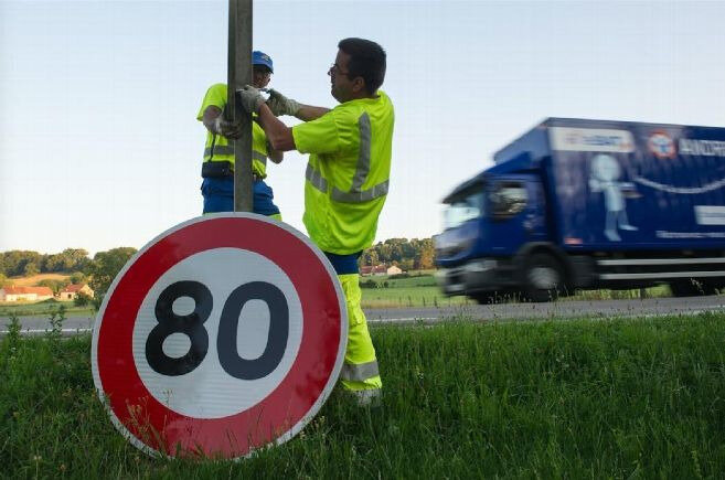 panneau-signalisation-80km_3838945
