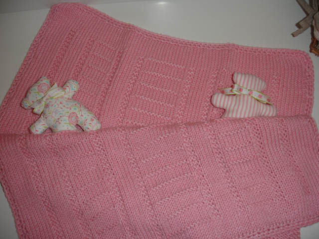 Couverture nouveau né
(tricotée par mamie)