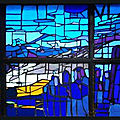 Les vitraux du xxe siècle de l'église saint-florent de savines-le-lac