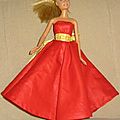 couture Barbie robe rouge vichy jaune