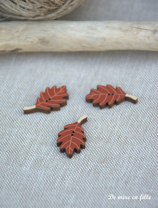 feuilles de chêne marron