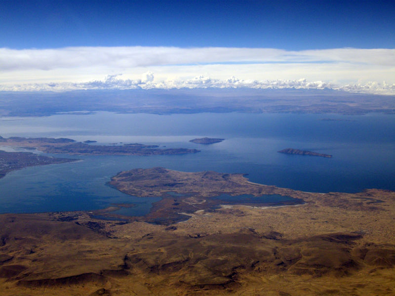 Le Lac Titicaca, vu du ciel Photo de 10 Bolivie 1er et 2e jour L'autre bout du monde