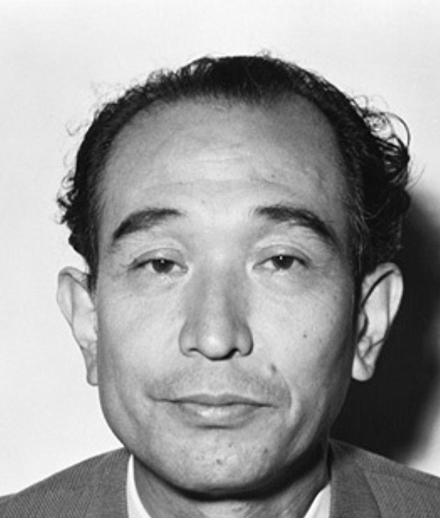 Jean Paul Rappeneau Acteurs Actrices Realisateurs Compositeurs Et Scenaristes Du Monde