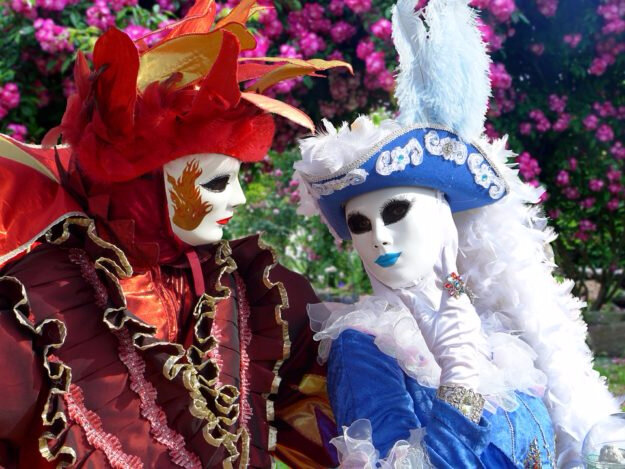 carnaval-venise-tourisme-ambiance-festive-e1484737917567