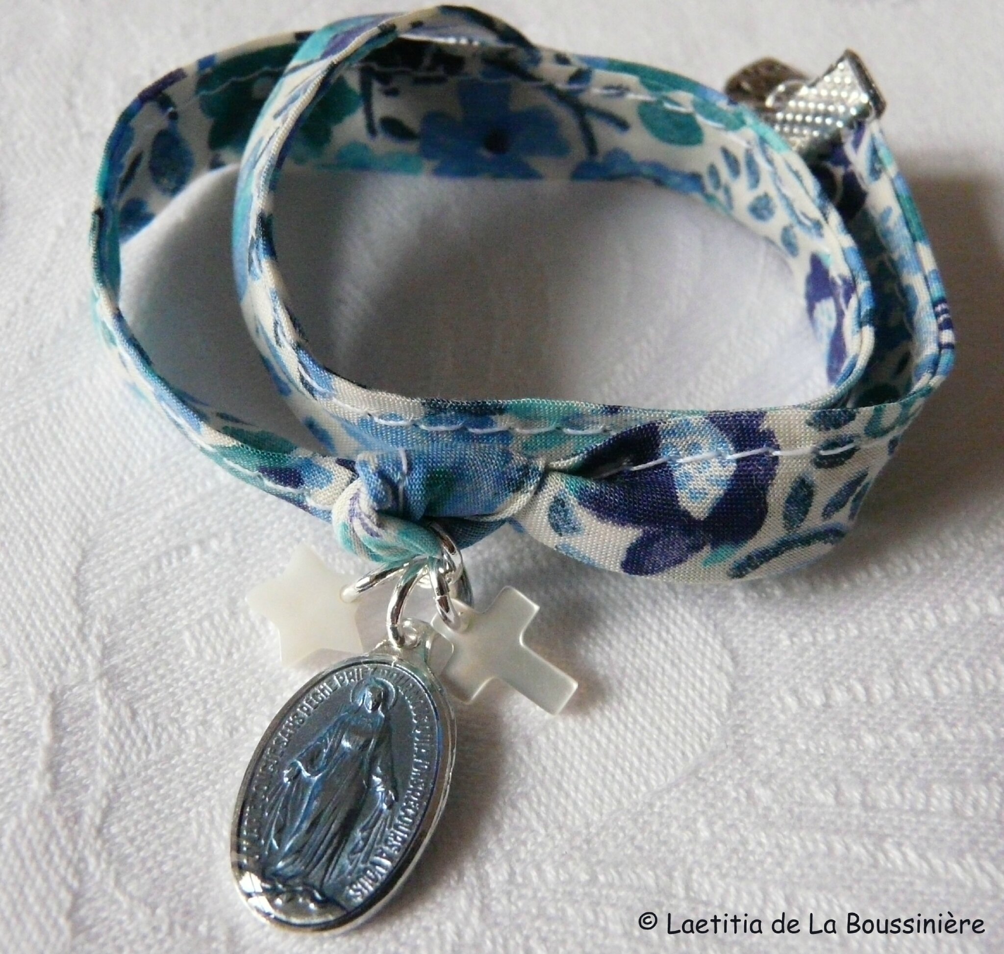 Bracelet Notre-Dame du Rosaire (sur ruban Kaylee sunshine)