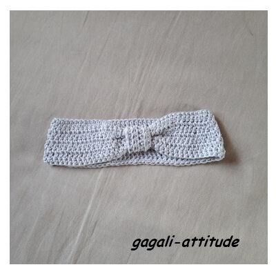 Bandeau noeud crochet