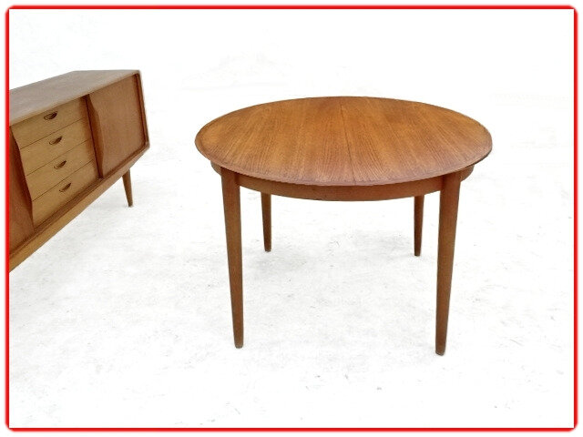 Table ronde ovale Samcom teck