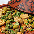Tajine de poulet, citrons confits, olives vertes et coriandre