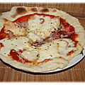 Pizza tomates saint nectaire