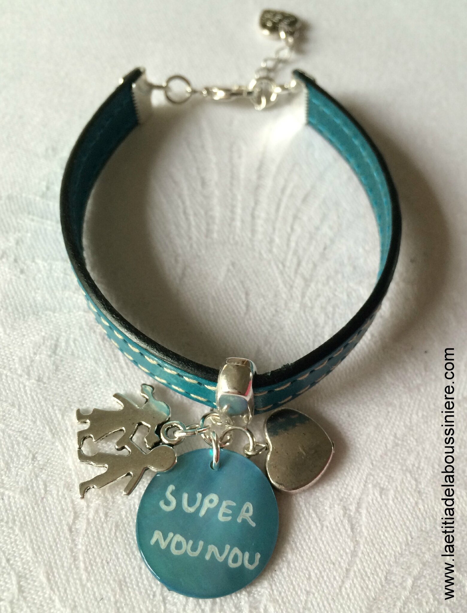 Bracelet de Super Nounou (turquoise) - 22 €